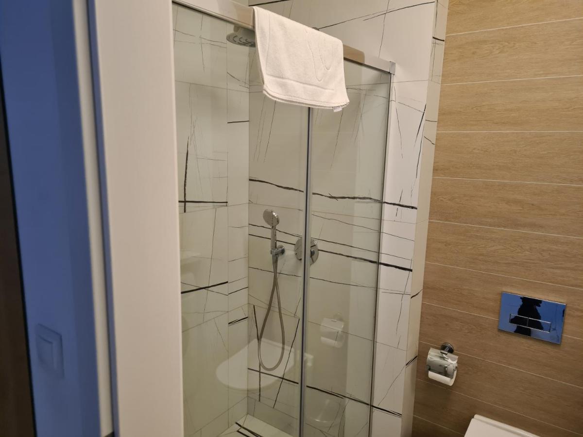 Apartamenty Kasprowicza 20A Klimatyzacja Basen Fintess Sauny Parking Bawialnia Zmywarkataras Wysoki Standard W Pelni Wyposazony Kolberg Exterior foto